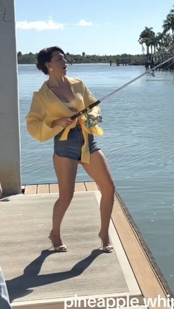 🔥 Millie bobby brown page leaked private photo uncensored full