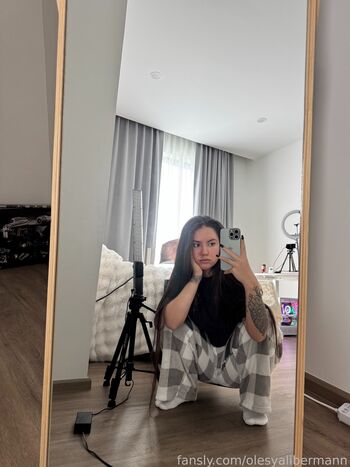 🔥 Olesyaliberman  page leaked private photo uncensored full