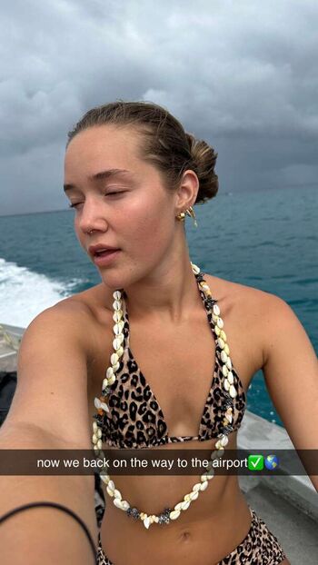 🔥 Olivia ponton page leaked private photo uncensored full