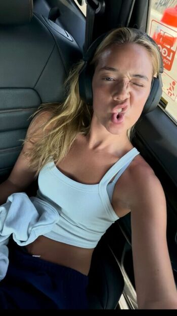 🔥 Olivia ponton page leaked private photo uncensored full