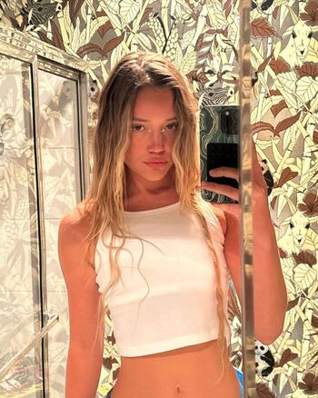 🔥 Olivia ponton leaked private photo uncensored full