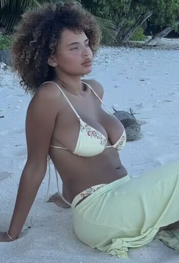🔥 Paola locatelli leaked private photo uncensored full