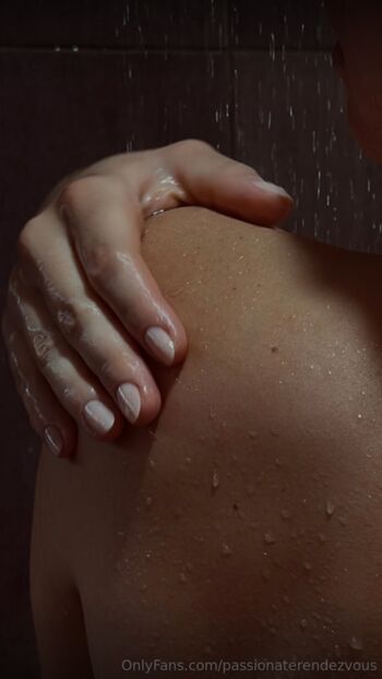 🔥 Passionate rendezvous leaked private photo uncensored full