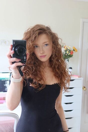 🔥 Pheobeisginger page leaked private photo uncensored full