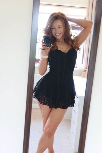 🔥 Pheobeisginger page leaked private photo uncensored full