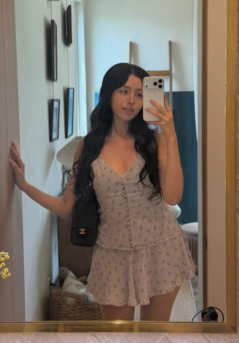 🔥 Pokimane  page leaked private photo uncensored full