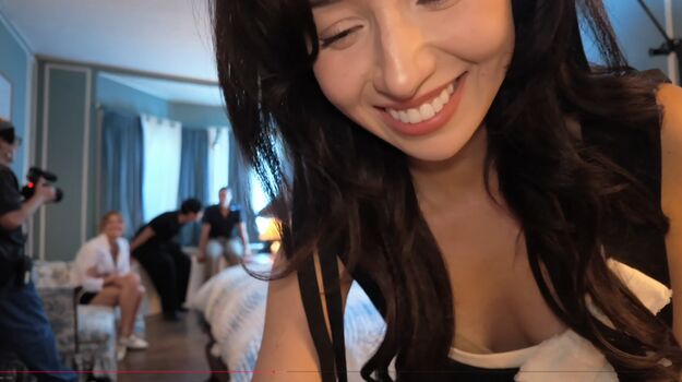 🔥 Pokimane  page leaked private photo uncensored full