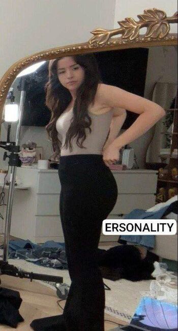 🔥 Pokimane  page leaked private photo uncensored full