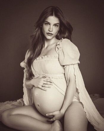 🔥 Pregnant celebs page leaked private photo uncensored full
