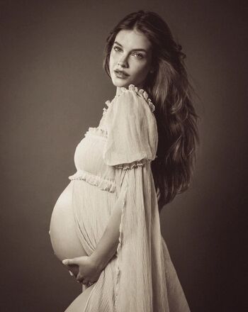 🔥 Pregnant celebs page leaked private photo uncensored full
