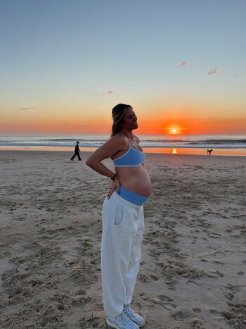 🔥 Pregnant celebs leaked private photo uncensored full