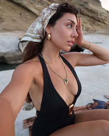 🔥 Rabia karaarslan page leaked private photo uncensored full