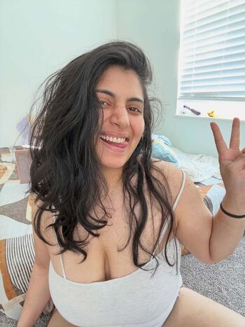 🔥 Rashmi van page leaked private photo uncensored full