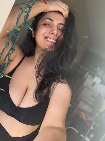 🔥 Rashmi van page leaked private photo uncensored full