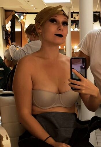 🔥 Retro discovery girls leaked private photo uncensored full