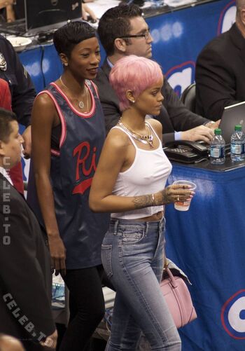 🔥 Rihanna  page leaked private photo uncensored full