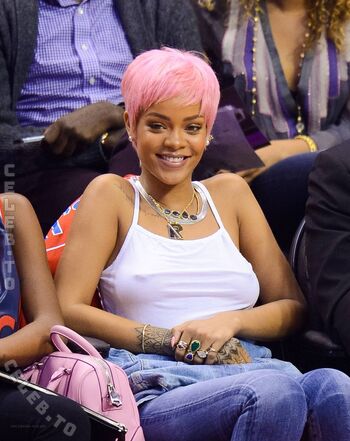 🔥 Rihanna  page leaked private photo uncensored full