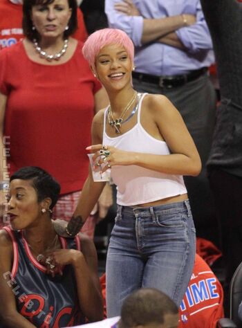 🔥 Rihanna  page leaked private photo uncensored full