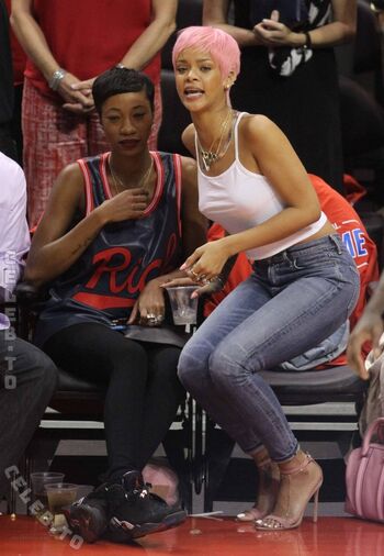 🔥 Rihanna  page leaked private photo uncensored full