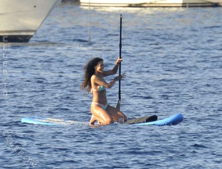 🔥 Rihanna  page leaked private photo uncensored full