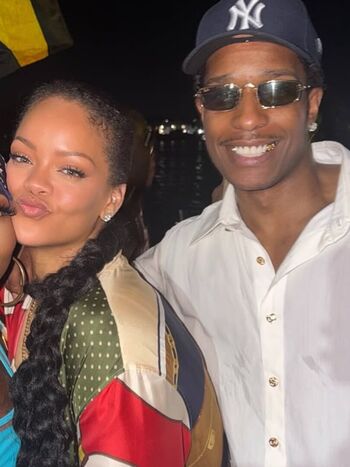 🔥 Rihanna  page leaked private photo uncensored full