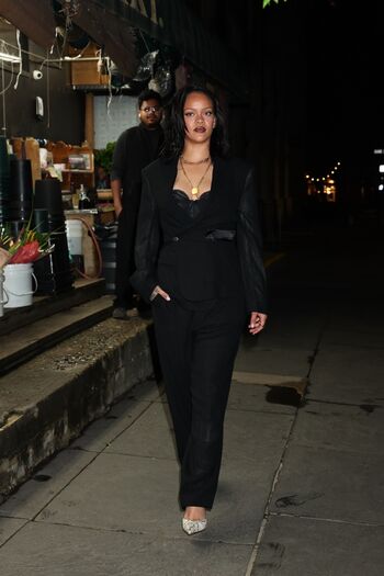 🔥 Rihanna  page leaked private photo uncensored full