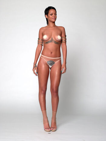 🔥 Rihanna  page leaked private photo uncensored full