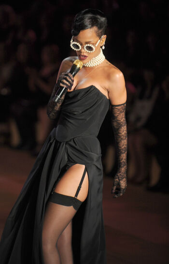 🔥 Rihanna  page leaked private photo uncensored full