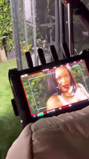 🔥 Rihanna  page leaked private photo uncensored full