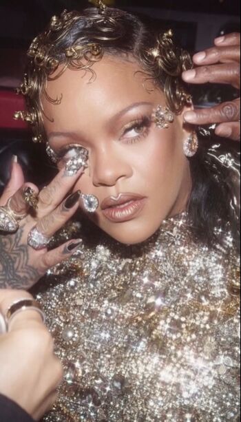🔥 Rihanna  page leaked private photo uncensored full