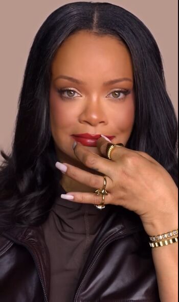 🔥 Rihanna  page leaked private photo uncensored full