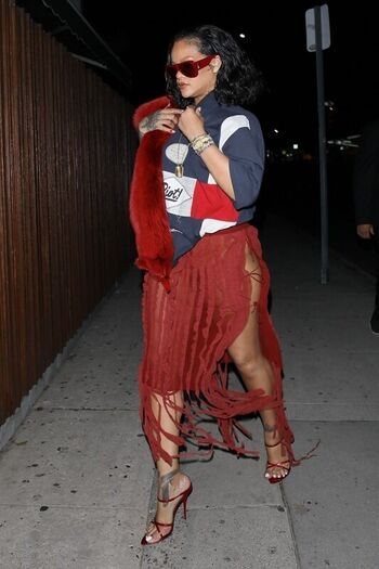 🔥 Rihanna  page leaked private photo uncensored full