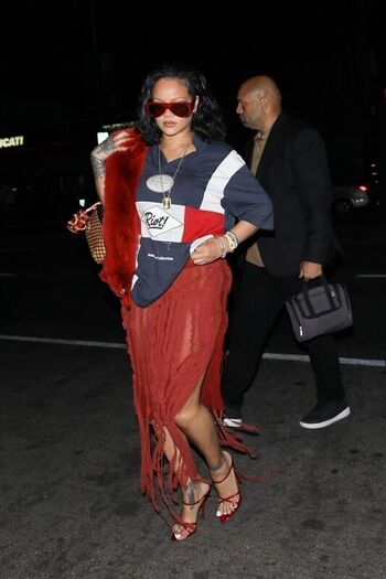 🔥 Rihanna  page leaked private photo uncensored full
