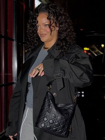 🔥 Rihanna  page leaked private photo uncensored full