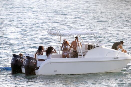 🔥 Rihanna leaked private photo uncensored full