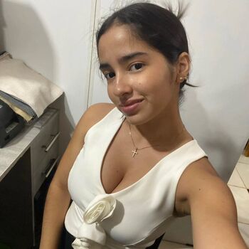 🔥 Riyana leaked private photo uncensored full