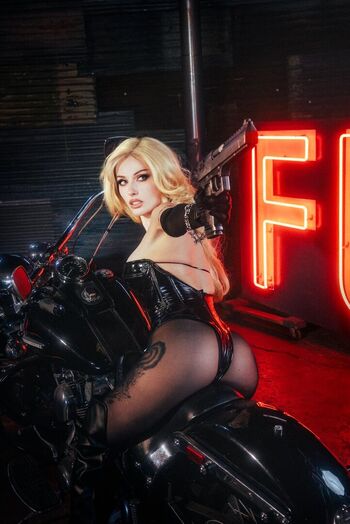 🔥 Rolyatistaylor  page leaked private photo uncensored full