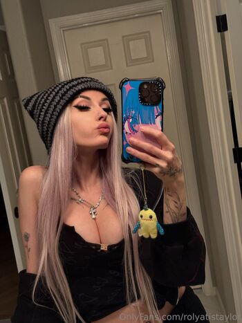 🔥 Rolyatistaylor  page leaked private photo uncensored full