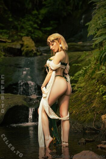 🔥 Rolyatistaylor  page leaked private photo uncensored full