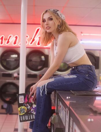🔥 Rolyatistaylor  page leaked private photo uncensored full