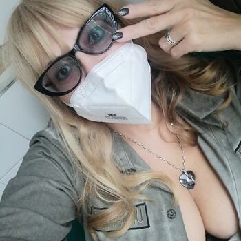 🔥 Romanian girls page leaked private photo uncensored full