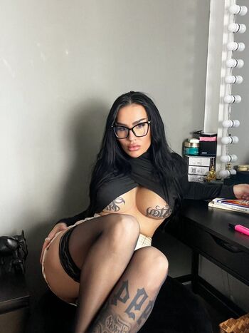 🔥 Romanian girls page leaked private photo uncensored full