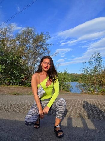 🔥 Romanian girls page leaked private photo uncensored full