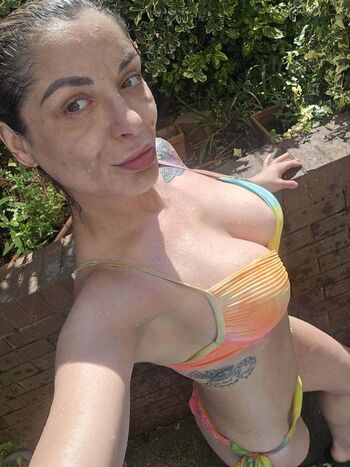 🔥 Romanian girls leaked private photo uncensored full