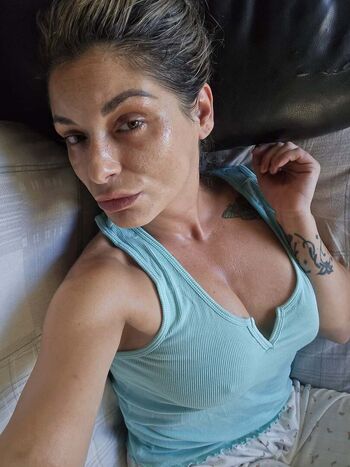 🔥 Romanian girls leaked private photo uncensored full