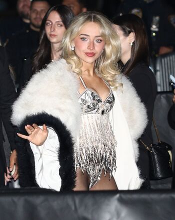 🔥 Sabrina carpenter  page leaked private photo uncensored full