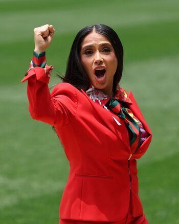 🔥 Salma hayek  page leaked private photo uncensored full
