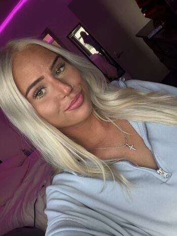 🔥 Sariahxxx page leaked private photo uncensored full