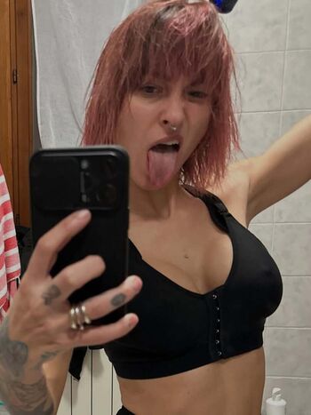 🔥 Saveria sforza tattoo page leaked private photo uncensored full