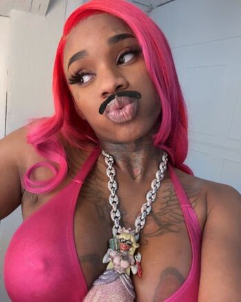 🔥 Sexxy red leaked private photo uncensored full